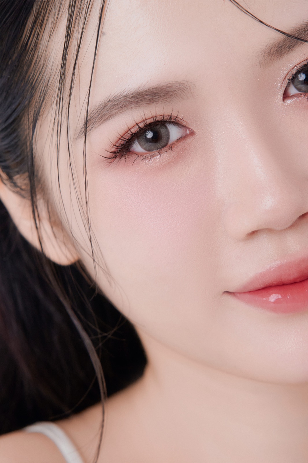 Layout Clean Girl — phong cách trong veo cho công sở